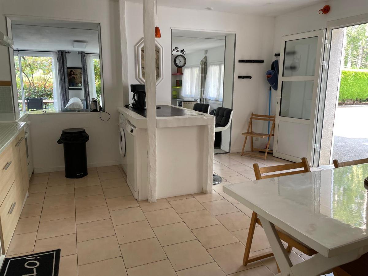 Agreable Maison Entre Zoo Et Chateaux Le Controis-en-Sologne Exterior photo